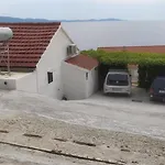 Nyaraló Kuca Jakov