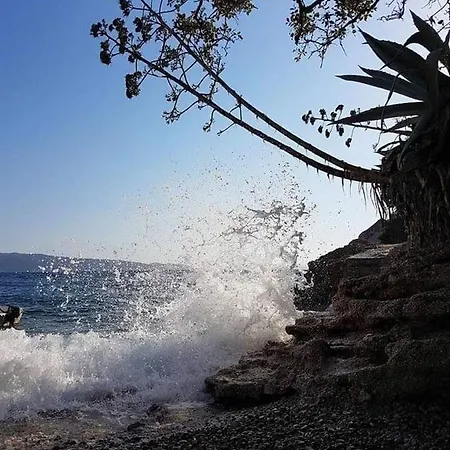 Holiday home Kuca Jakov Nerezisca