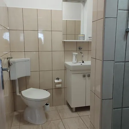 Holiday home Kuca Jakov Nerezisca